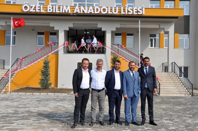 Yüksekova'da Özel Bilim Anadolu Lisesi Açıldı