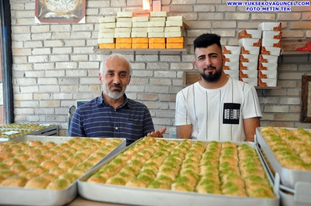 TUTKU PASTANESİ - Kurban Bayramını sevdiklerinizle beraber sağlık ve huzur içinde geçirmenizi dileriz. Bu bayram tüm insanlığa hayırlı olsun!