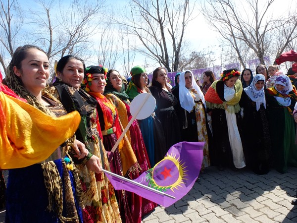 Yüksekova'da '8 Mart Kadınlar Günü' Kutlandı. Fotoğraflar Ömer TEKİN