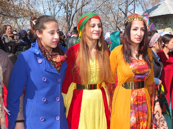 Yüksekova'da '8 Mart Kadınlar Günü' Kutlandı. Fotoğraflar Ömer TEKİN