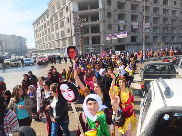 Yüksekova'da '8 Mart Kadınlar Günü' Kutlandı. Fotoğraflar Ömer TEKİN