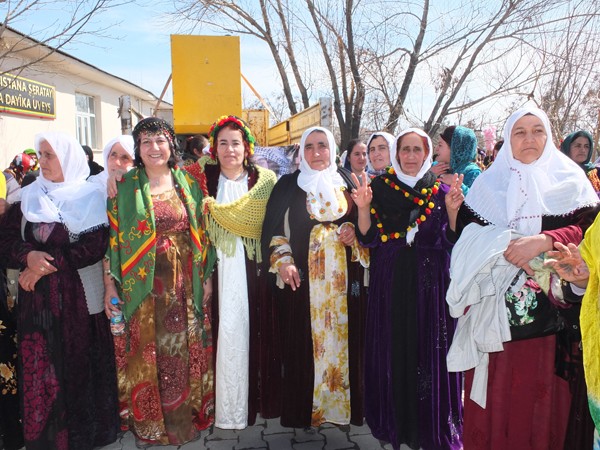 Yüksekova'da '8 Mart Kadınlar Günü' Kutlandı. Fotoğraflar Ömer TEKİN