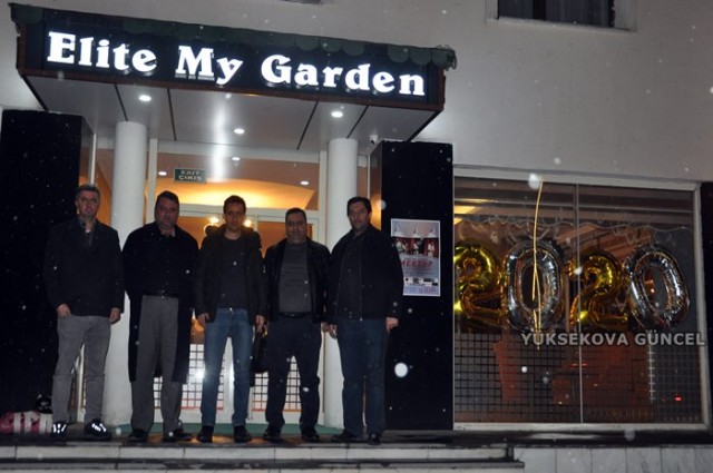 ELİTE MY GARDEN OTEL - TANER BASKIN - Geleceği oluşturacak her yeni günün bir öncekinden daha güzel, isteklerinize uygun ve sizi daha da mutlu etmesi dileğiyle. Yeni yılınız kutlu olsun.