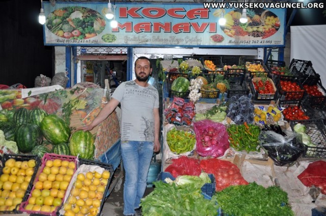 Tüm halkımızın Ramazan Bayramını kutlar bu bayramın kardeşliğin hâkim olduğu günlere vesile olmasını temenni ederim. Saygılarımla