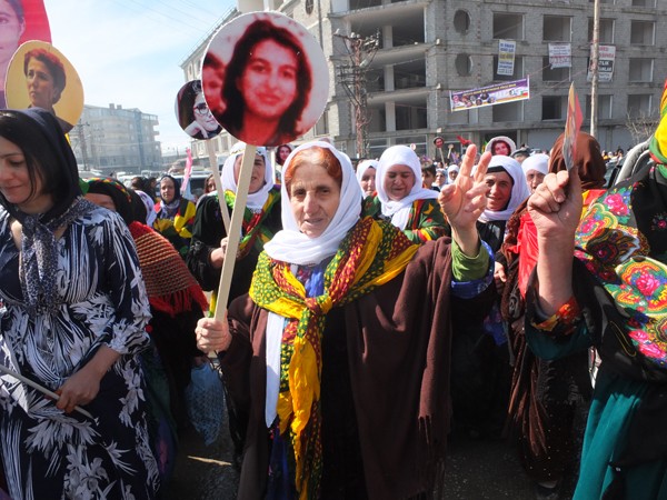 Yüksekova'da '8 Mart Kadınlar Günü' Kutlandı. Fotoğraflar Ömer TEKİN