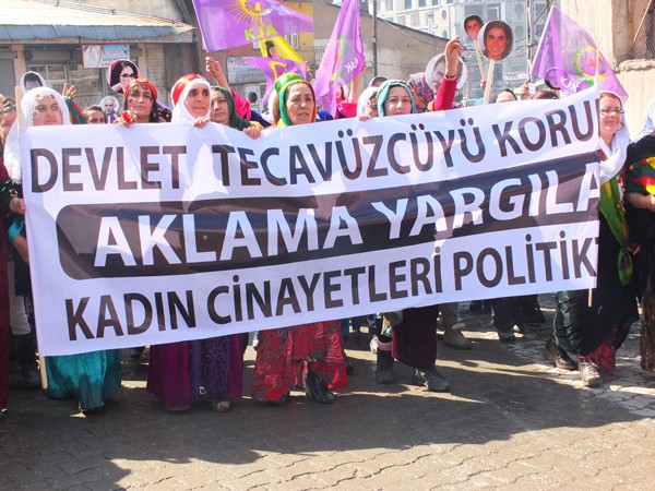 Yüksekova'da '8 Mart Kadınlar Günü' Kutlandı. Fotoğraflar Ömer TEKİN