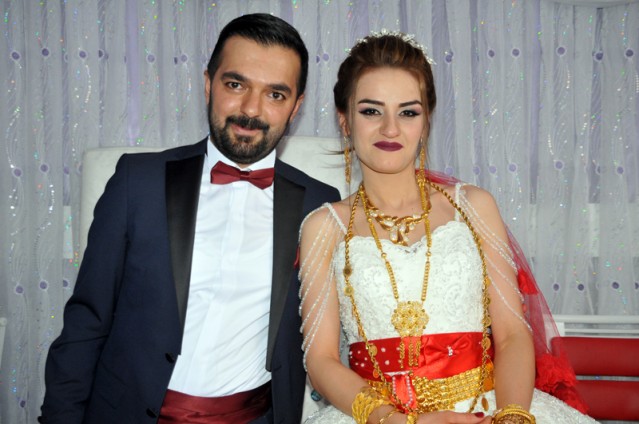 AYSUN & ULAŞ PARLA