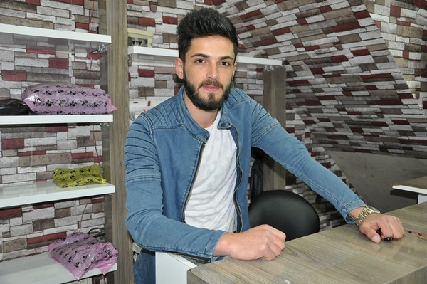 ÇUKUR GÖMLEK SHOP - HARUN ARAT

Bu mübarek bayramın tüm İnsanlığa, İslam Alemine ve güzel Halkımızın huzur ve mutluluğuna vesile olmasını yüce Rabbimizden niyaz ederim. Bayramımız mübarek olsun.