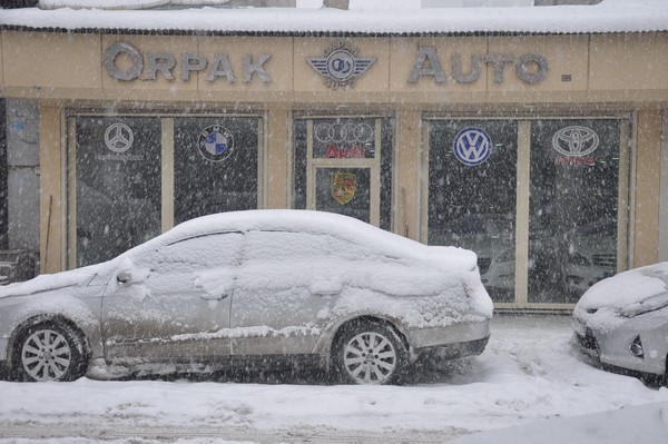 HEKİM ORPAK - ORPAK AUTO:

2016 yılının tüm dünyaya barış kardeşlik huzur getirmesini diler kan ve gözyaşının olmadığı yıl olmasını canı gönülden temenni ederim.