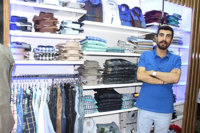 İnovia Gömlek Shop, Veli Bülbin, Hep bir arada, sevgi dolu ve huzurlu nice bayramlar geçirmek dileğiyle, Ramazan Bayramınız kutlu olsun! Mübarek Ramazan Bayramı tüm ulusumuza kutlu olsun. Allah tüm inananlara nice huzurlu, bereketli bayramlar nasip etsin.