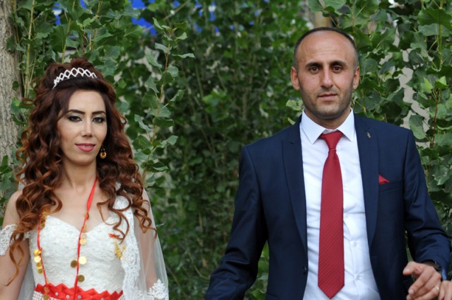 PINAR & CÜNEYT İŞÖZÜ