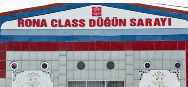 RONA CLASS DÜĞÜN SARAYI:
Küskünlerin barıştığı, sevenlerin biraraya geldiği, rahmetle ve şefkatle dolu günlerin en değerlilerinden olan Ramazan Bayramınız kutlu olsun.