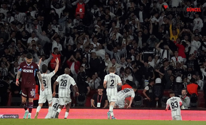 Finalde Trabzonspor'u 3-2 yenen Beşiktaş Ziraat Türkiye Kupası'nın sahibi oldu