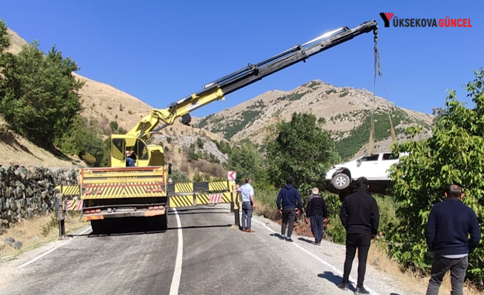 Yüksekova’da araç uçuruma uçtu : 1 Yaralı