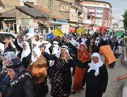 YÜKSEKOVA'DA ŞEYH SAİD ANILDI