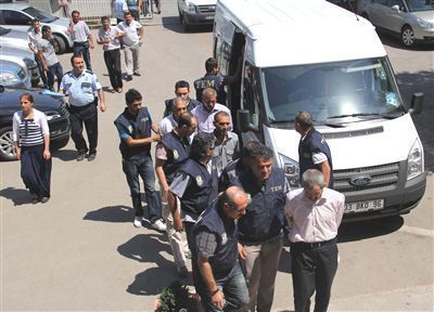 HAKKARİ'DE ŞAFAK OPERASYONU!