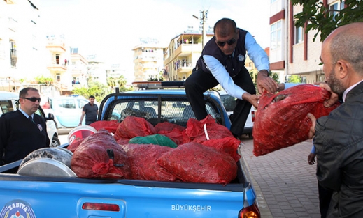 Antalya'da küflenmiş midye dolma operasyonu