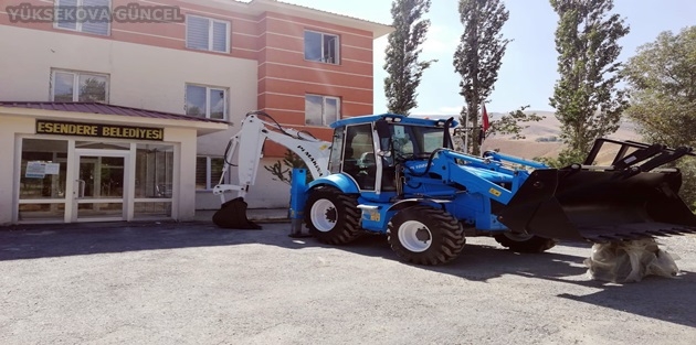 Bakanlıktan Esendere Belediyesine 1 adet iş makinesi hibe edildi