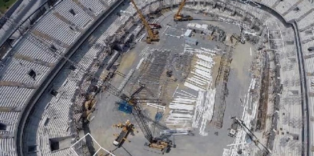 Beşiktaş Vodafone Arena inşaatında iskeleden düşen işçi hayatını kaybetti