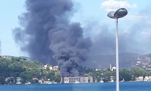 Beykoz'da fabrika yangını