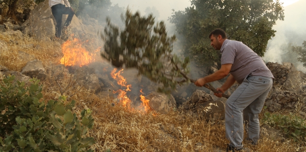 Cudi Dağı'ndaki yangın için yetkililerin kılı kıpırdamıyor