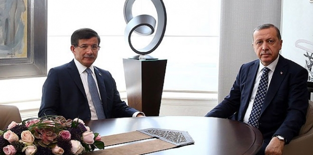 Cumhurbaşkanı Erdoğan Davutoğlu’yla görüşüyor