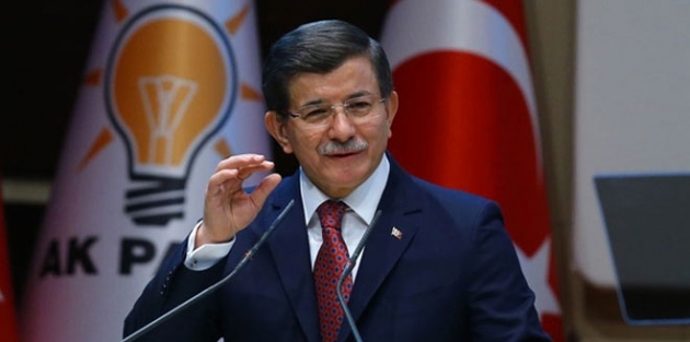 Davutoğlu: Doğum yapan kadın aslında vatani görevini yapıyor