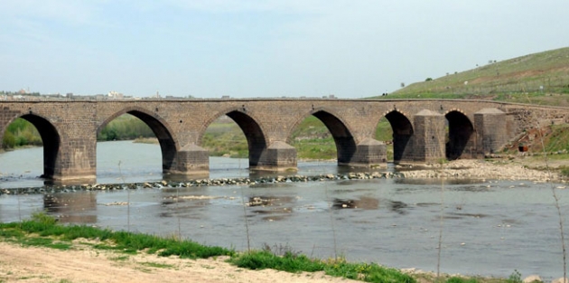 Dicle Nehri kurtuldu!