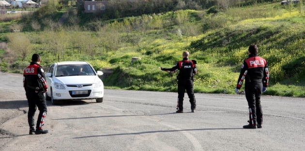 Diyarbakır çıkışında arama noktası kuruldu