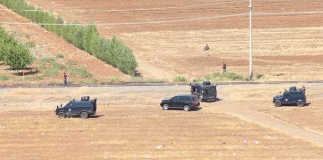 Diyarbakır’da polise saldırı