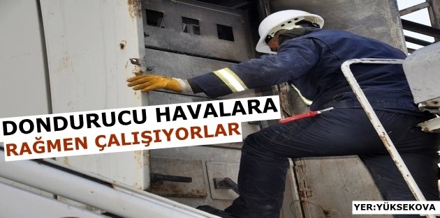 Dondurucu Havalara Rağmen Çalışıyorlar