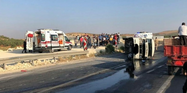 Gaziantep'te işçi servisi devrildi: 17 yaralı