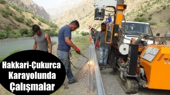 Hakkari-Çukurca Karayolunda Çalışmalar