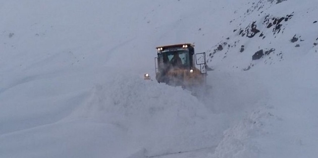 Hakkari’de 6 köy, 26 mezra yolu kapandı