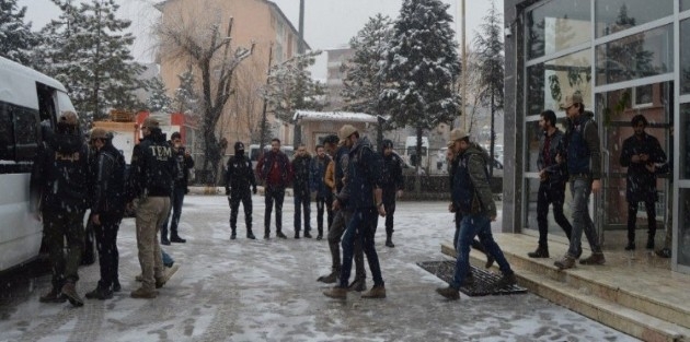 Hakkari’de sosyal medya tutuklamaları 