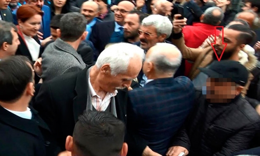 İYİ Parti mitinginde yankesicilik yapan kişi yakalanıp, tutuklandı