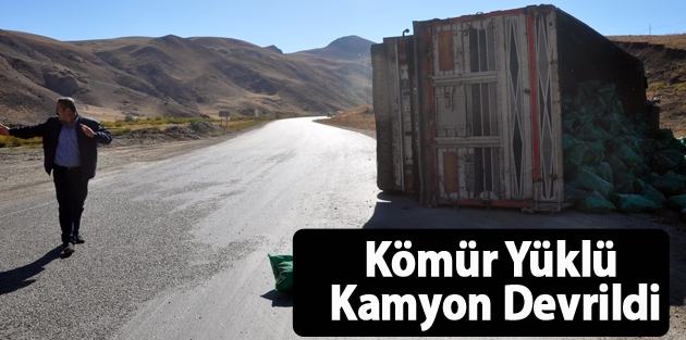 Kömür Yüklü Kamyon Devrildi