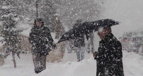 Meteoroloji'den 'yoğun kar' ve 'kuvvetli sağanak' uyarısı