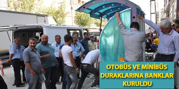 Otobüs ve Minibüs Duraklarına Banklar Kuruldu