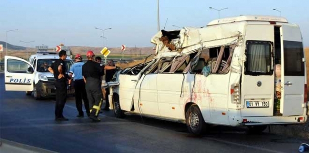 Sivas’ta trafik kazası, 3 ölü