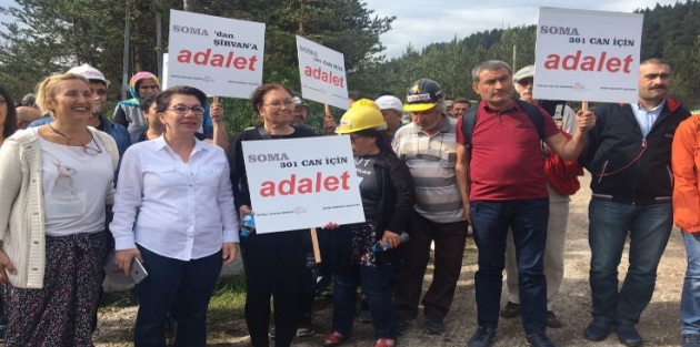 Somalı aileler Adalet Yürüyüşü'nde