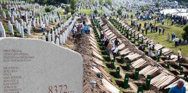 Srebrenitsa’da ölenler soykırımın 20. yıldönümünde anılıyor