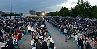 200 kişi, belediyenin iftarından sonra hastaneye...