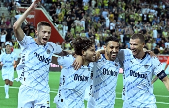 7 gollü maçta kazanan Fenerbahçe