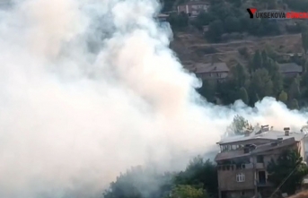 Hakkari’de mahallede çıkan yangın korkuttu