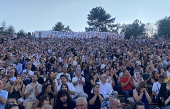 ODTÜ mezuniyetinde protesto: Atanmış rektörü...