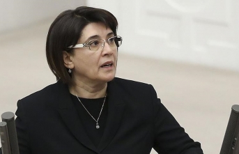 Leyla Zana: Amasız, ancaksız yanında, arkasında...