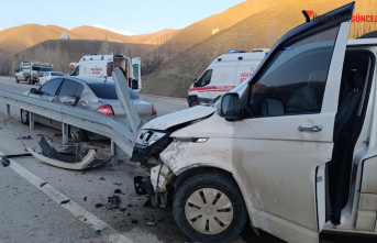 Yüksekova’da trafik kazası: 3 yaralı