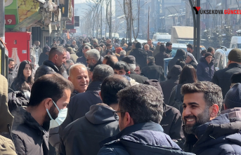 Yüksekova'da Ramazan Yoğunluğu Başladı