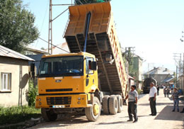 ASFALT ÇALIŞMALARI DEVAM EDİYOR